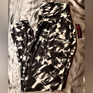 NWT Women’s Jogger/Leggings